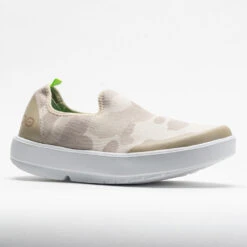 OOFOS OOmg EeZee Limited Women's Tan Camo -Best Sneaker Store 631316 5